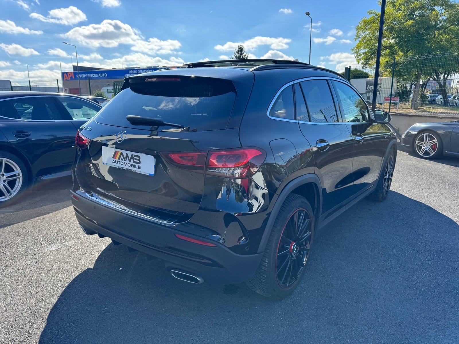 MERCEDES-BENZ GLA 250 e 218 ch AMG LINE EDITION 1 8G-DCT 2 MERCEDES-BENZ GLA 250 e 218 ch AMG LINE EDITION 1 8G-DCT – Image 2